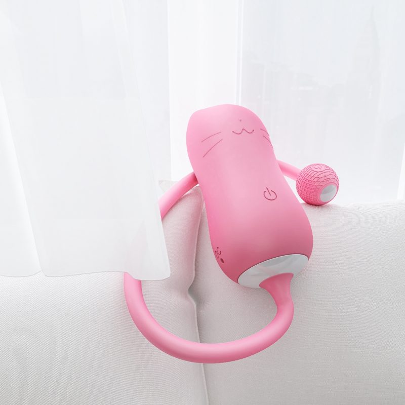 Meow a microphone jumping egg